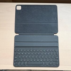 Apple Magic Keyboard for iPad Air 9.7" height
